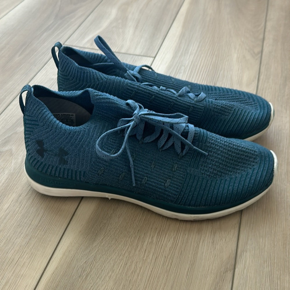EUC UA Under Armour Men’s Slingflex Athletic Shoes Sneakers Size 10